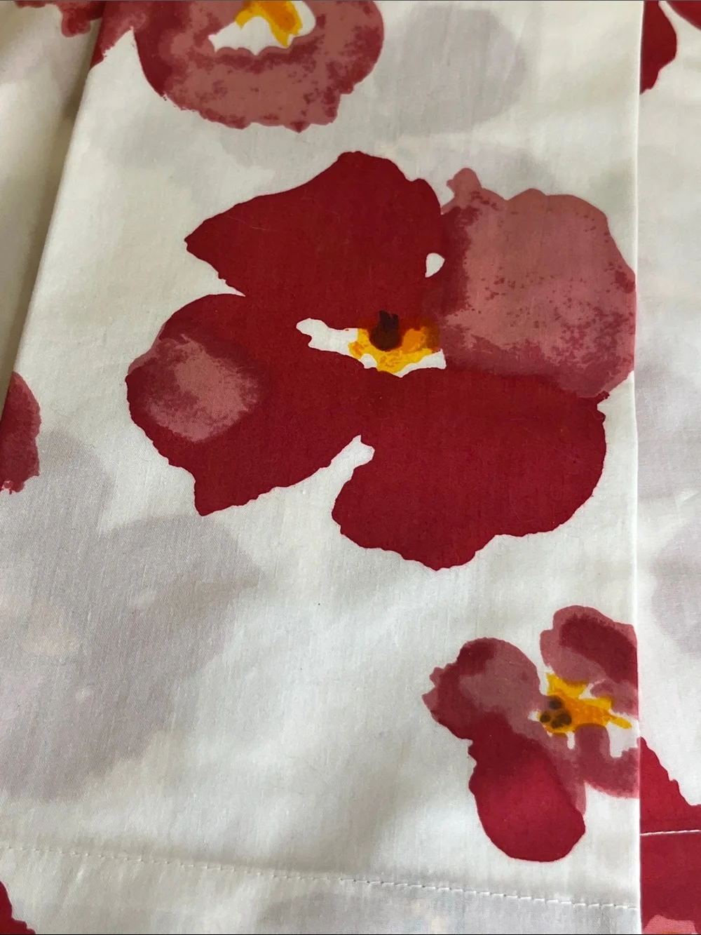 Vintage, Retired, Pottery Barn Set of 4 Vibrant Red Poppy Napkins- 100% Cotton